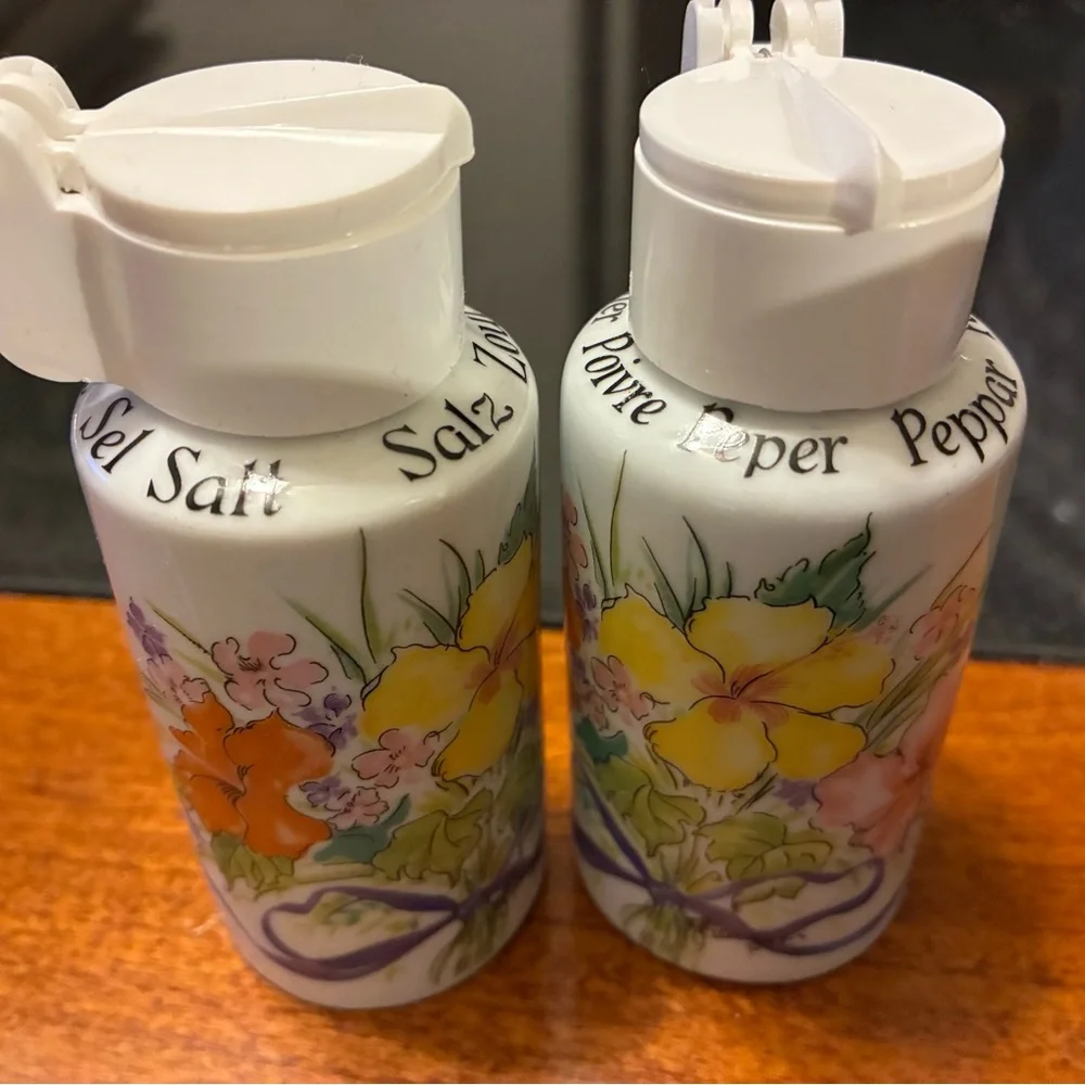 German Porcelain Signed Lindner Handarbeit Salt & Pepper Shaker